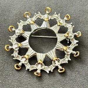 Avon Vintage ANGELS in A Circle Brooch Pin